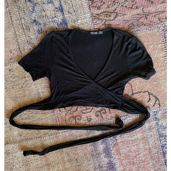 Nasty Gal Women's Black Crop Me If You Can Wrap Top Size: US:4 (UK:8) - Picture 1 of 3